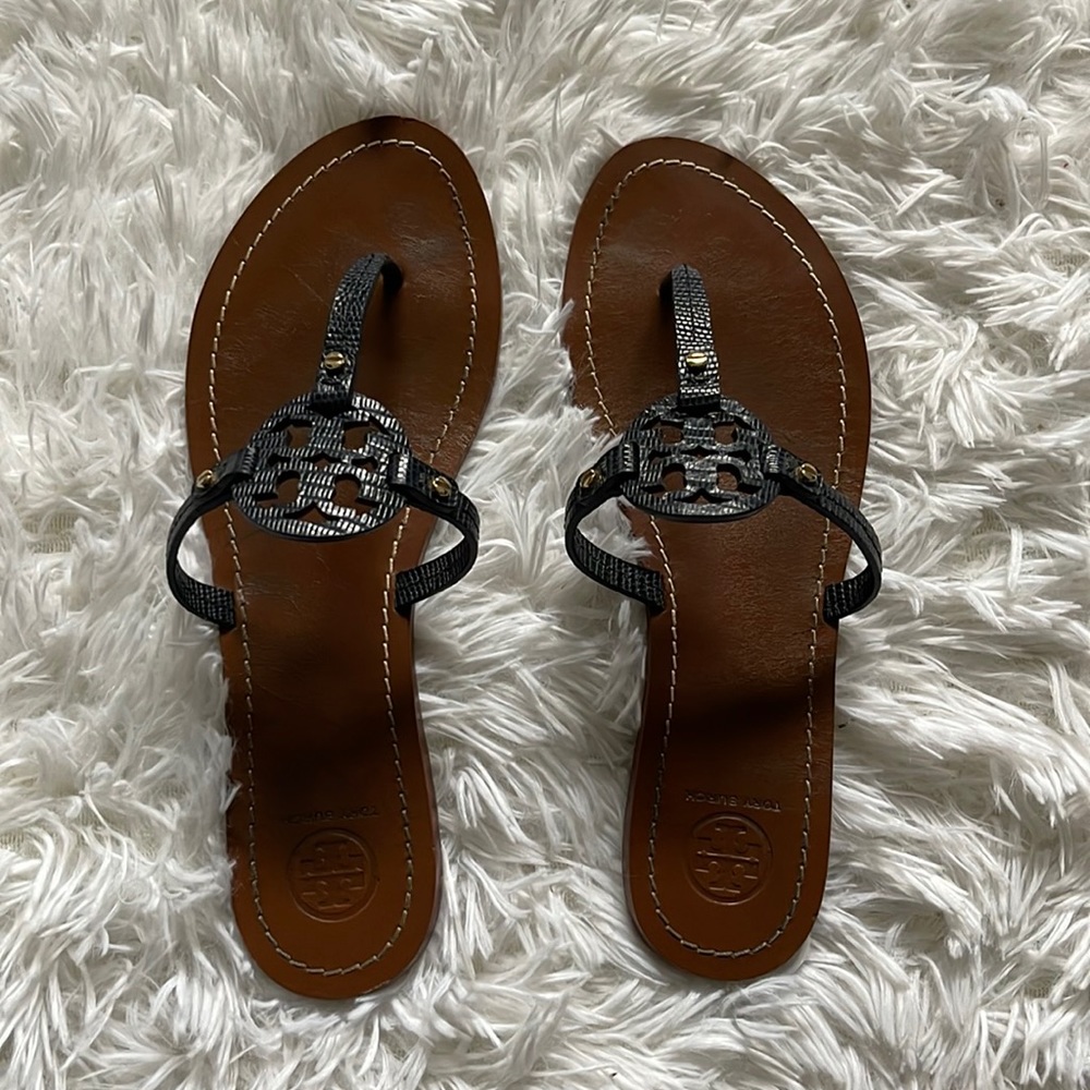 Tory Burch NAVY sandals